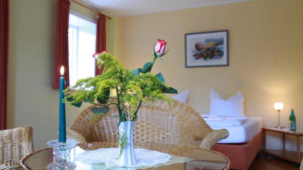 1. Deutsches Kartoffel-Hotel Küsten Exterior foto